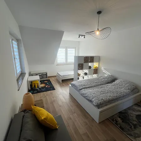 Wczasy Sloneczny Z Sauna * フミエルノ